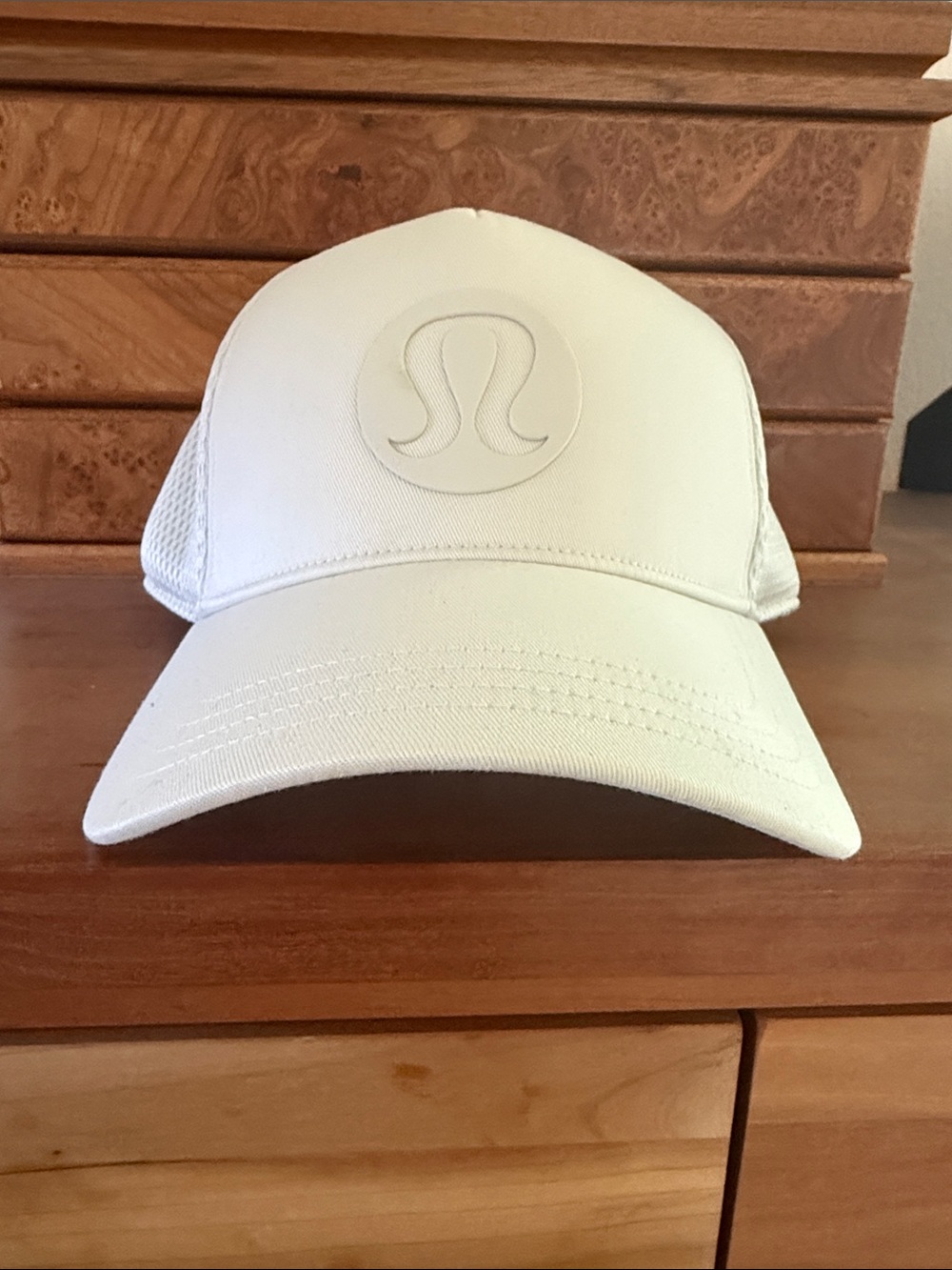 lululemon Trucker Hat Unisex Bone Color Size S/M Excellent Condition